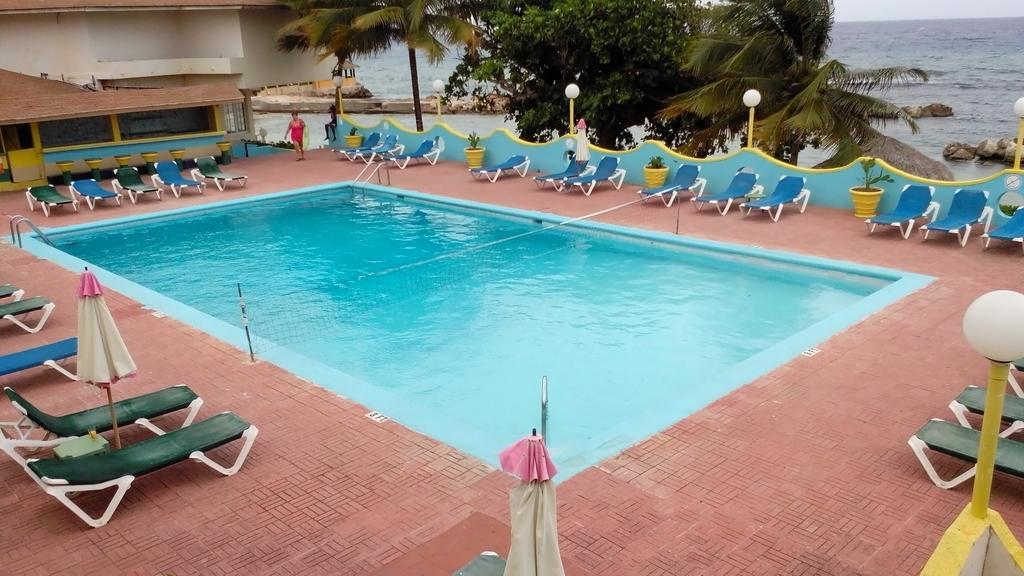 Club Ambiance (Adults Only) Runaway Bay Quarto foto